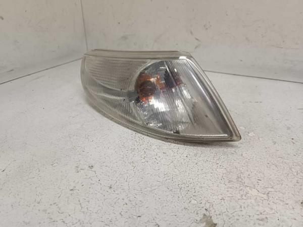 CLIGNOTEUR DROIT SAAB 9-5 -10/2001 - Vue 1